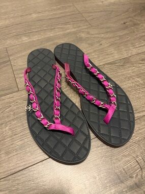 Chanel Black Quilted Flip Flops